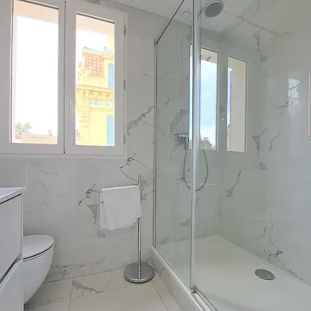 2br Close Gare Station Ac And Balcony Downtown - Benakey * Cannes
